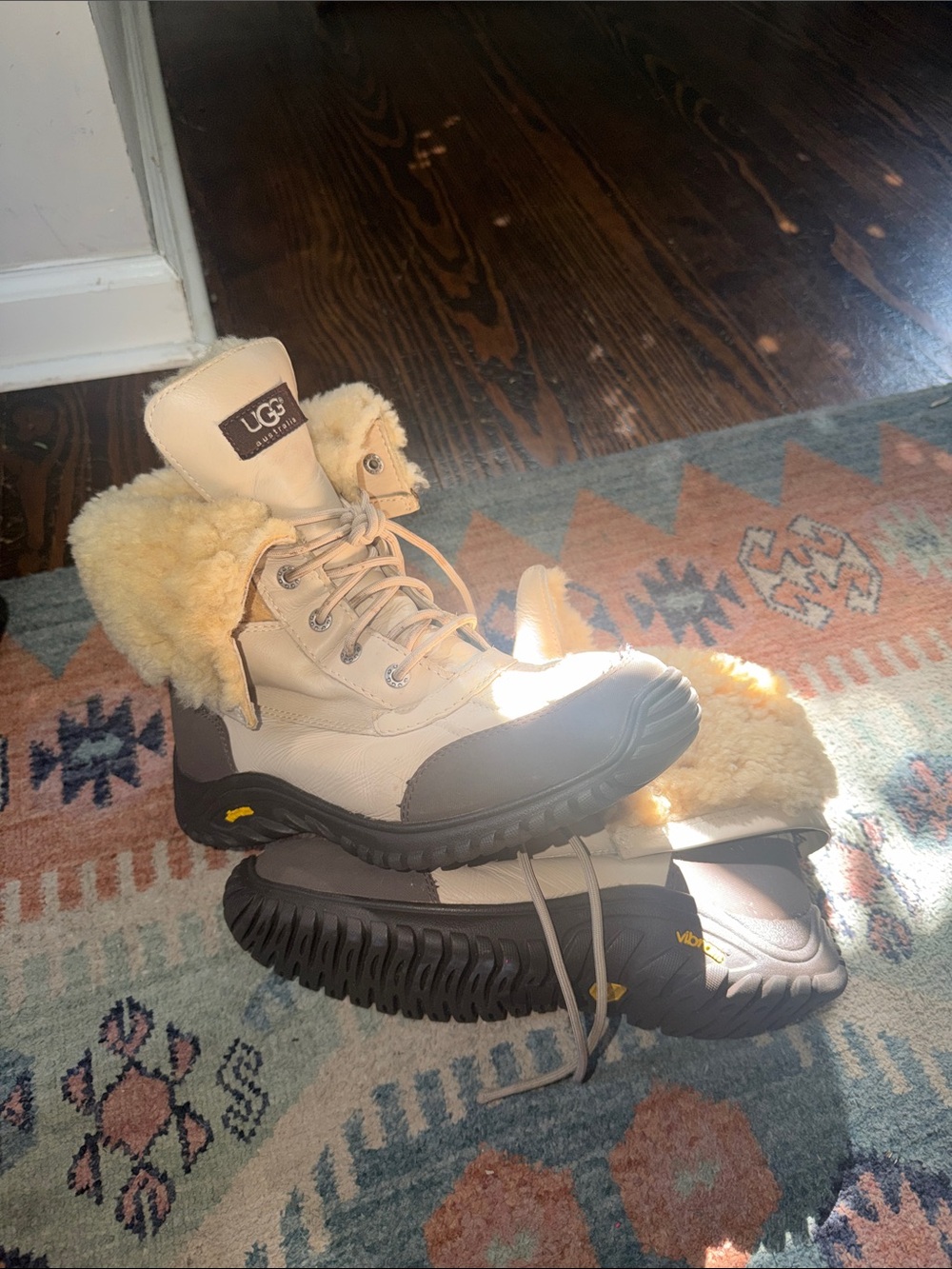 UGG Kids Shearling-Lined Winter Boots in Chestnut and Black